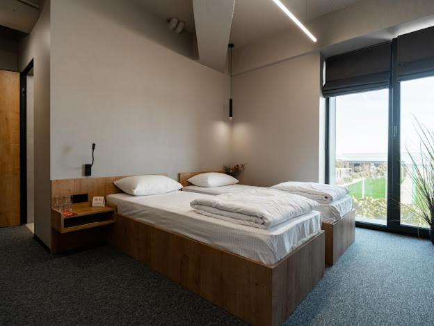 Hotel Miramar Smart Room โคเวล ภายนอก รูปภาพ