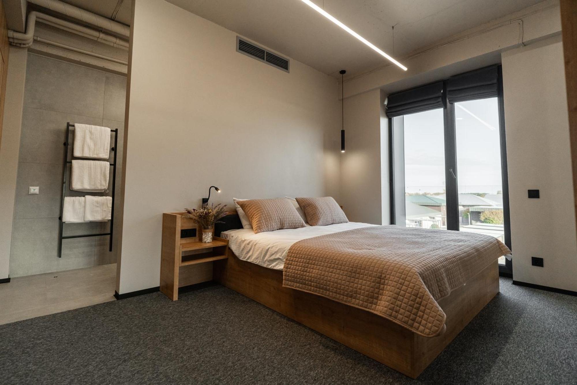 Hotel Miramar Smart Room โคเวล ภายนอก รูปภาพ
